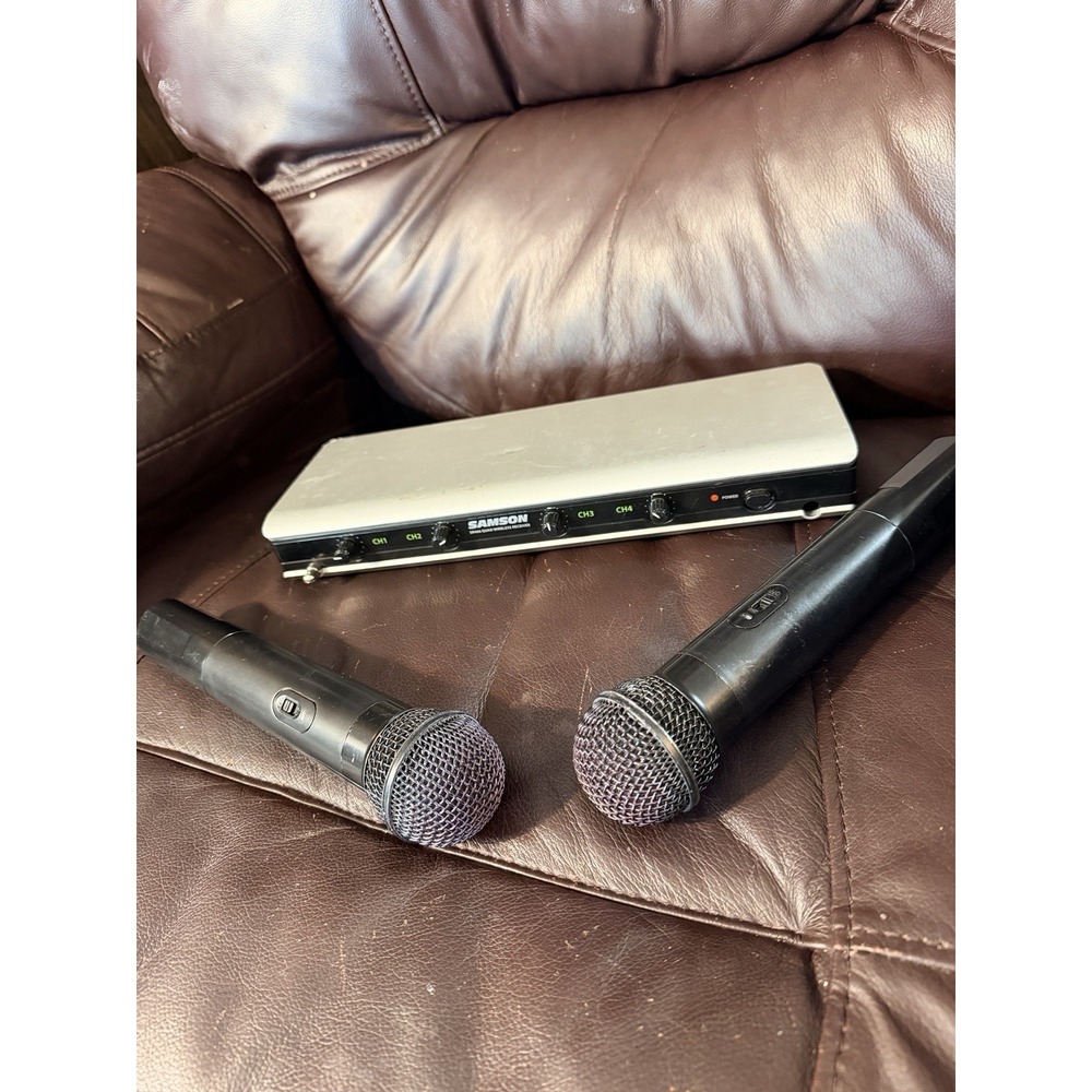 Samson Stage V466 Vocal Wireless System W/ 2 Microphones No Power Cords